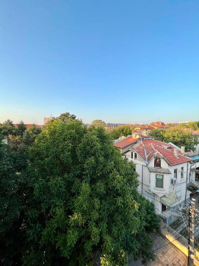 Floral Boutique Hotel Плевна Экстерьер фото