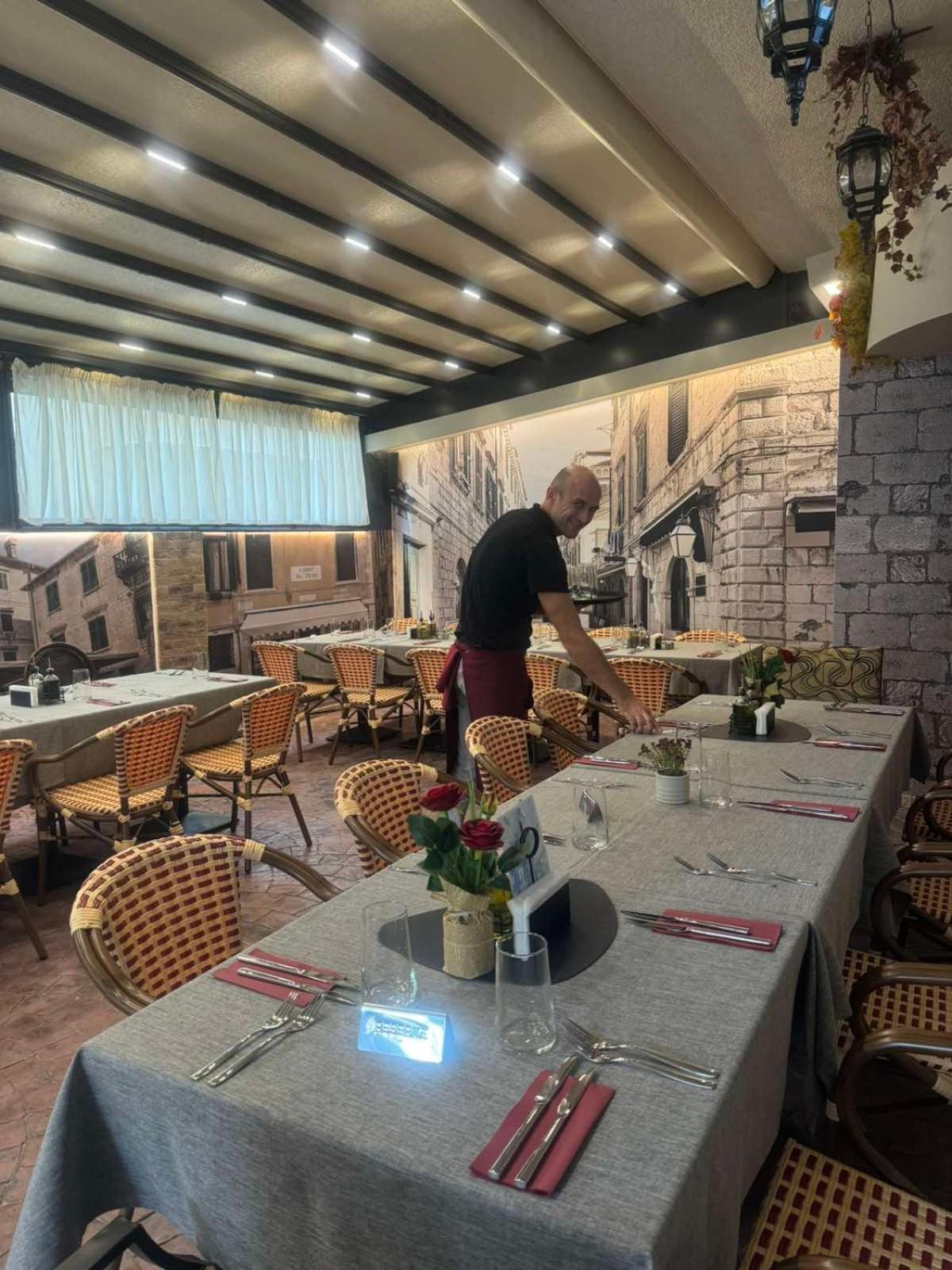 Floral Boutique Hotel Плевна Экстерьер фото